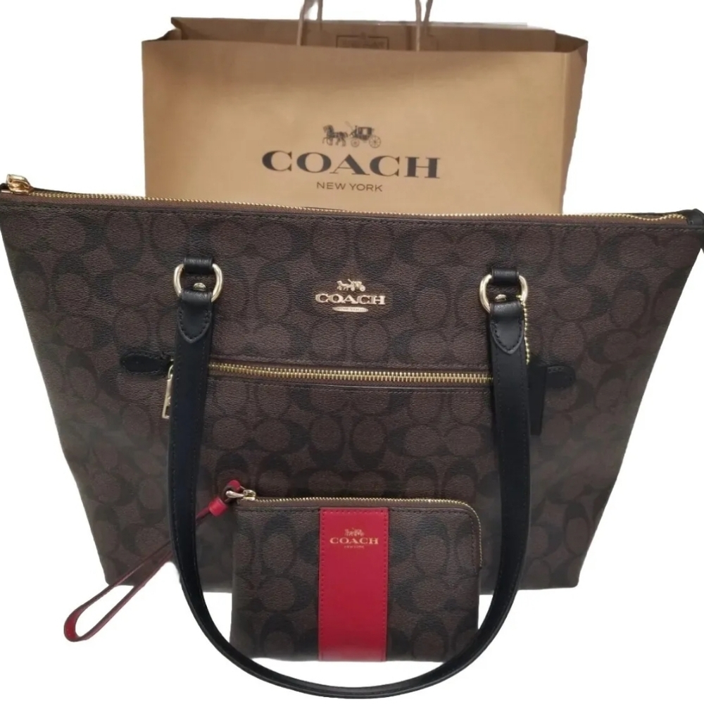 NWT! COACH BROWN/BLACK GALLERY TOTE AND CORNER ZIP WRISTLET WITH RED STRIPE